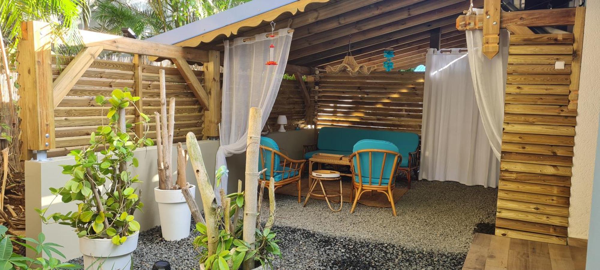 Gite Kaz A Topaze, Piscine, Jardin Tropical Sainte-Rose Zewnętrze zdjęcie