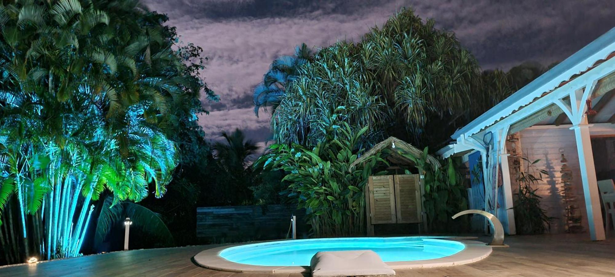 Gite Kaz A Topaze, Piscine, Jardin Tropical Sainte-Rose Zewnętrze zdjęcie